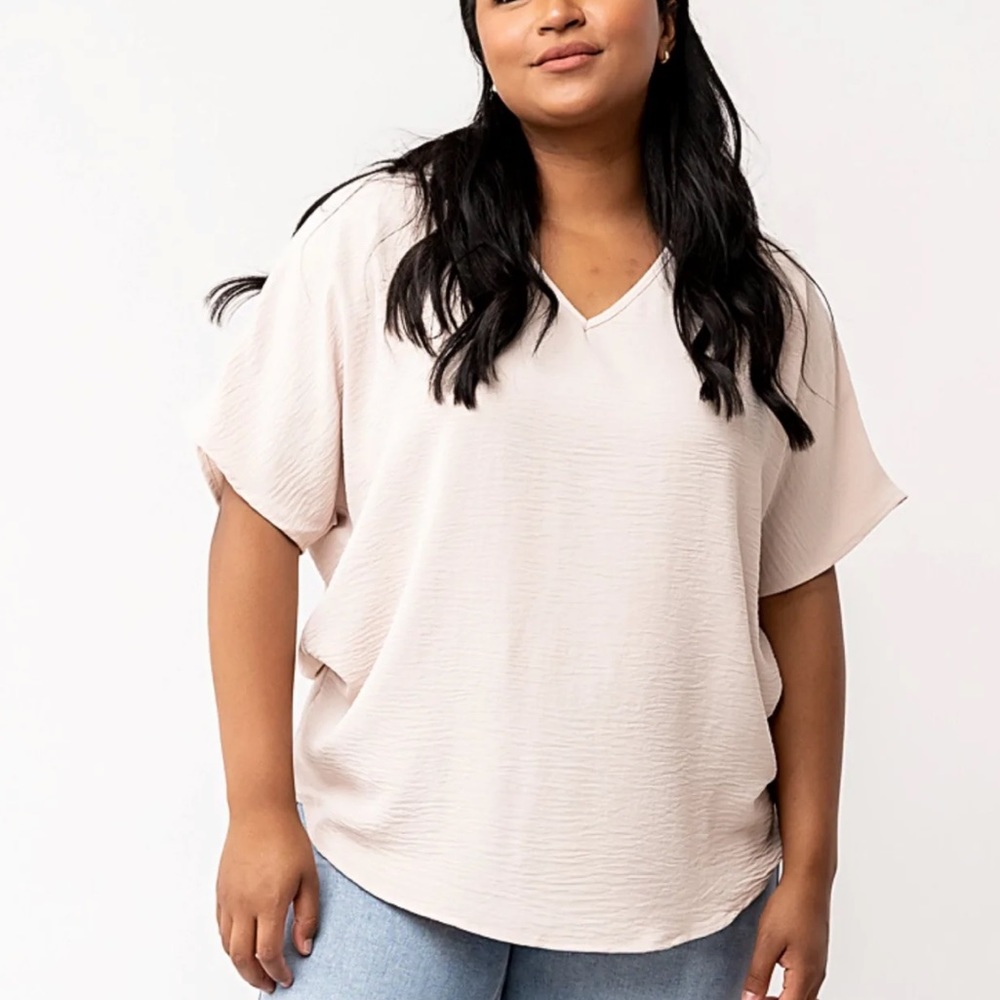 ENTRO Cream Blouse